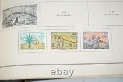 COLLECTION MONDIALE K-M 1910-1970 DE PLUS DE 2 750 TIMBRES NEUFS ET USAGÉS DANS UN ALBUM