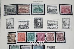 COREE TCHÉCOSLOVAQUE 1910-1940 COLLECTION DE PLUS DE 550 TIMBRES NEUFS ET USAGÉS DANS UN ALBUM SCOTT