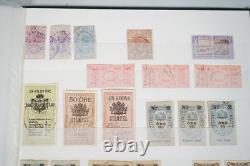 Collecte des Revenus Mondiaux de Plus de 545 Timbres Stockés dans un Album