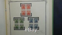 Collection De Timbres D'uruguay En Album Scott Specialty Avec Environ 1 750 Timbres '80 $$