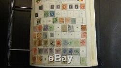 Collection De Timbres De Roumanie Dans L'album Minkus Sur Des Pages Comportant Environ 2 500 Timbres Jusqu'à 94