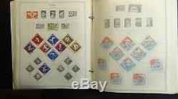 Collection De Timbres De Roumanie Dans L'album Minkus Sur Des Pages Comportant Environ 2 500 Timbres Jusqu'à 94