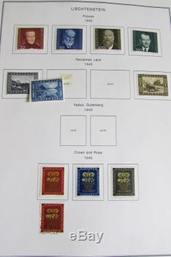 Collection De Timbres Du Liechtenstein Dans L'album