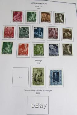 Collection De Timbres Du Liechtenstein Dans L'album