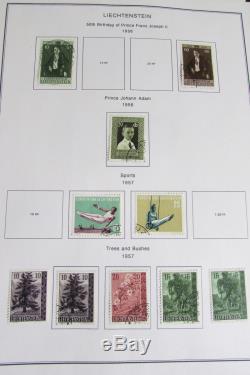 Collection De Timbres Du Liechtenstein Dans L'album