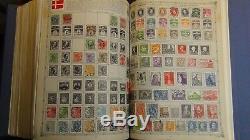 Collection De Timbres Ww En 4 Vol. Regent Albums Chargés Avec Environ 20k Timbres