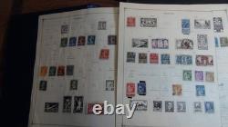 Collection France Stampsweis dans un album Scott International, est. 2870 timbres jusqu’en 2000