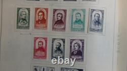 Collection France Stampsweis dans un album Scott International, est. 2870 timbres jusqu’en 2000