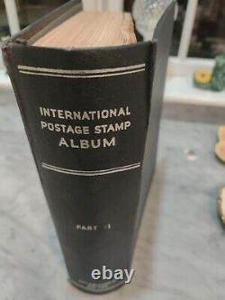 Collection Mondiale De Timbres Dans L'album International Scott 1850 Avant. Merveilleux