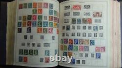 Collection Stampsweis WW dans un album Minkus est d'environ 5500 timbres.