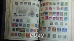 Collection Stampsweis WW dans un album Minkus est d'environ 5500 timbres.