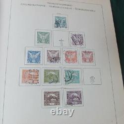Collection Tchécoslovaquie Dans Schaubek Album 1961 Édition 990 Timbres Montés