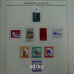 Collection Timbres D'allemagne R. F. A. 1975-1993 Oblitérés En Album Schaubek