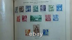 Collection classique Stampsweis WW en 2 volumes Scott Intl contient environ 6741 timbres jusqu'au 49