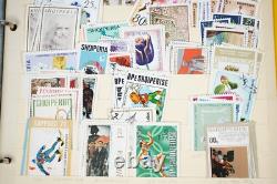 Collection d'Albanie de 825+ timbres neufs et utilisés dans un album sur des pages de stock