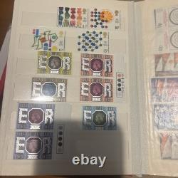 Collection d'Albums de Timbres du Monde Vintage avec Plus de 2000 Timbres 6 Albums Années 70