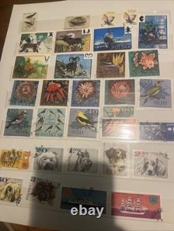 Collection d'Albums de Timbres du Monde Vintage avec Plus de 2000 Timbres 6 Albums Années 70