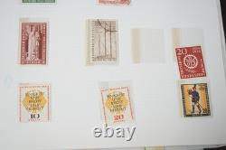 Collection d'Allemagne de plus de 750 timbres neufs et oblitérés, conservés dans un album Lighthouse