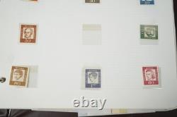 Collection d'Allemagne de plus de 750 timbres neufs et oblitérés, conservés dans un album Lighthouse