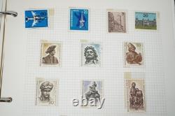 Collection d'Allemagne de plus de 750 timbres neufs et oblitérés, conservés dans un album Lighthouse