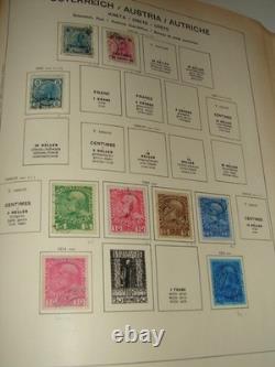 Collection d’Autriche dans un album Schaubek, valeur au catalogue de plus de 7 000 $, avec plus de 1 800 exemplaires neufs et non utilisés