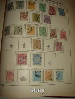 Collection d’Autriche dans un album Schaubek, valeur au catalogue de plus de 7 000 $, avec plus de 1 800 exemplaires neufs et non utilisés