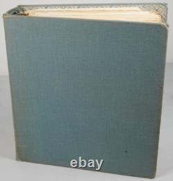 Collection d'Europe de plus de 3900 timbres neufs et usagés rangés dans un album sur des pages