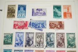 Collection d'Europe de plus de 3900 timbres neufs et usagés rangés dans un album sur des pages