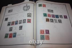 Collection d'album de timbres Scott Brown International 1901-1920 d'environ 2 700 timbres