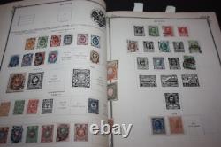 Collection d'album de timbres Scott Brown International 1901-1920 d'environ 2 700 timbres