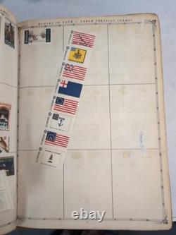 Collection d’album de timbres vintage Regent World, certains timbres rares de collection