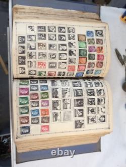 Collection d’album de timbres vintage Regent World, certains timbres rares de collection