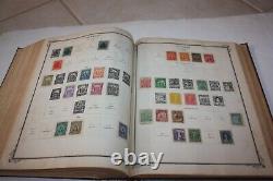 Collection d'albums de timbres Scott Brown International du 19e siècle, environ 750 timbres