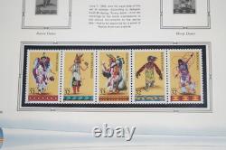 Collection de 125 timbres, 10 feuillets et 1 livret dans un album White Ace, États-Unis 1996-1997