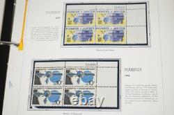 Collection de 150 blocs de plaques de différentes tailles de timbres neufs des États-Unis 1975-1979, stockée dans un album