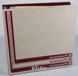 Collection de 2 600+ timbres de Russie neufs et utilisés stockés dans un album Monarch