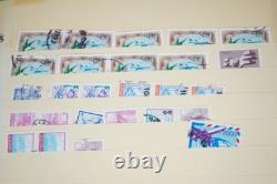 Collection de 3300+ timbres d'Europe de l'Est neufs et utilisés stockés dans un album