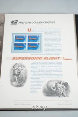 Collection de 66 panneaux commémoratifs des États-Unis 1997-1999 en album