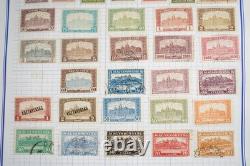 Collection de Hongrie de plus de 3 000 timbres neufs et utilisés stockés dans un album bleu
