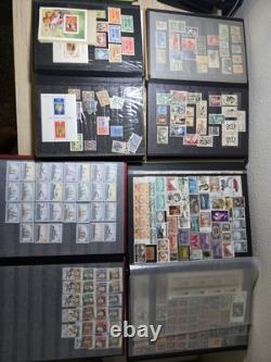 Collection de Livre de Timbres Chargé de 14 Timbres Joystamp Worldwide