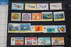 Collection de Nouvelle-Zélande de plus de 1 500 timbres neufs et usagés stockés dans un album