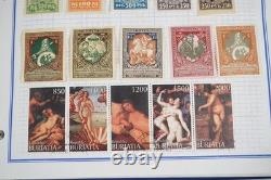 Collection de Russie de 2 150+ timbres neufs et usagés conservés dans l'album Mystic Voyager