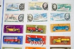 Collection de Russie de plus de 1 300 timbres neufs et usagés stockés dans un album Voyager