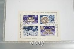 Collection de Russie de plus de 250 timbres et feuillets souvenirs, neufs et oblitérés, conservés dans un album bleu