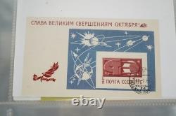 Collection de Russie de plus de 250 timbres et feuillets souvenirs, neufs et oblitérés, conservés dans un album bleu
