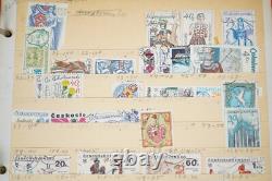 Collection de Tchécoslovaquie de plus de 1000 timbres neufs et utilisés dans un album sur des pages de stock