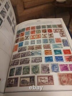 Collection de Timbres Exceptionnelle du Monde Entier dans l'Album Parfait HE Harris Statesman WOW