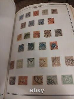 Collection de Timbres Exceptionnelle du Monde Entier dans l'Album Parfait HE Harris Statesman WOW