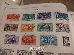 Collection de Timbres Mondiale dans l'Album International Scott de 1943. Beaucoup de Trésors