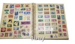 Collection de Timbres Mondiale par un Collectionneur de Timbres de NYC en 1969 Album de Timbres Complet